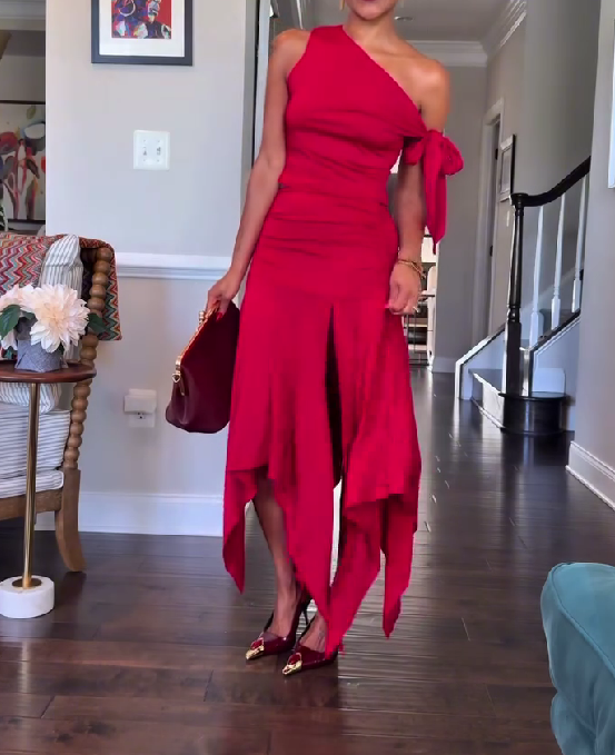 Off-Shoulder Asymmetrical Skirt Set