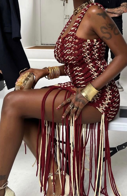 Hollow Knit Fringe Skirt
