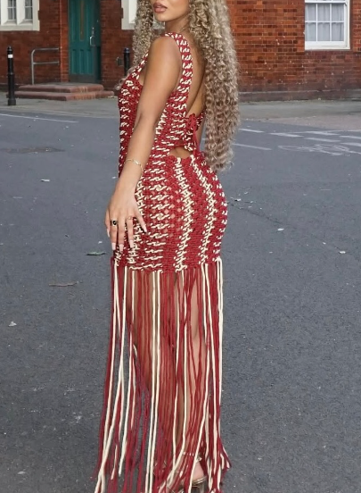 Hollow Knit Fringe Skirt
