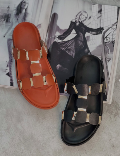 Women's Fashionable Thick-soled Sandals