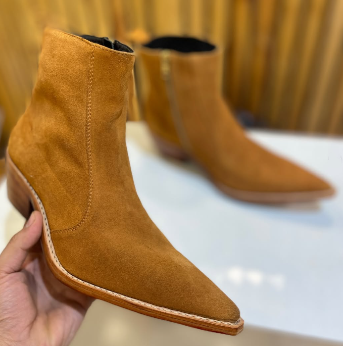 Men's Pointed Toe Nubuck Chunky Heel Ankle Boots