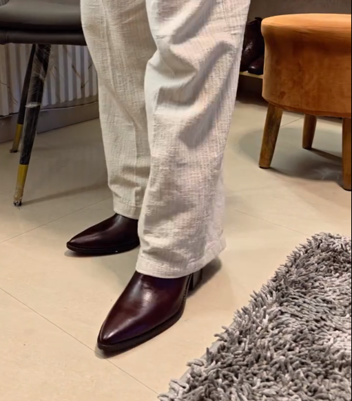 Men's Dark Brown Pointed Toe Side Zipper Ankle Boots