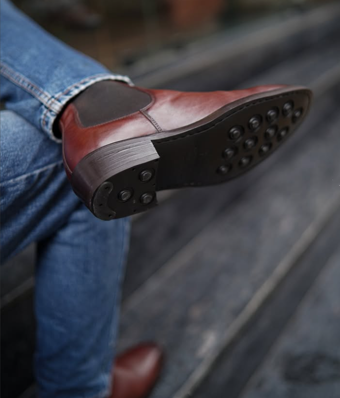 Men's Short Leather Boots Pointed Toe Chelsea Boots