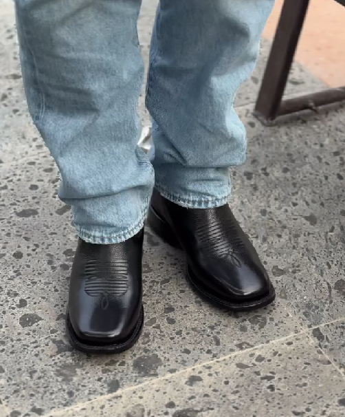 Men's Embroidered Stretch-leather Cowboy Boots