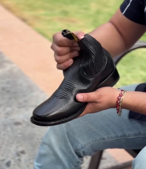 Men's Embroidered Stretch-leather Cowboy Boots