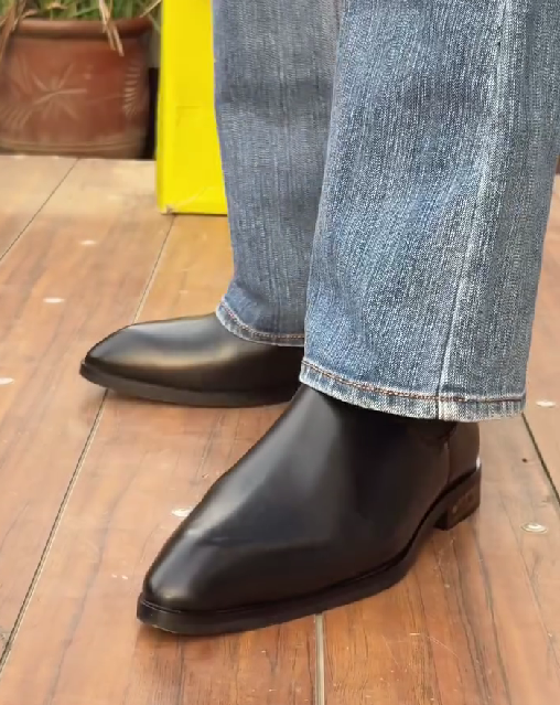 Men's Refined Toe Flat Stretch Cowboy Boots