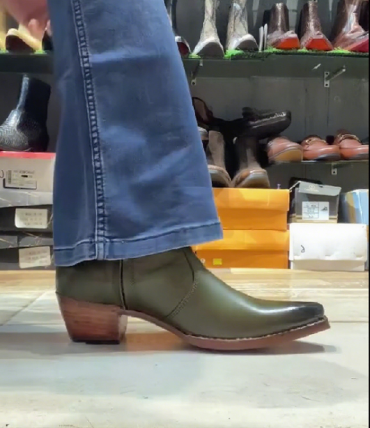 Men's Pointed Toe Ultimate Green Cuban High Heel Leather Boots