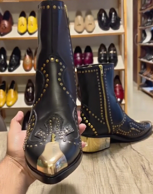Men's Metal Toe Embroidered Rivet Ankle Boots
