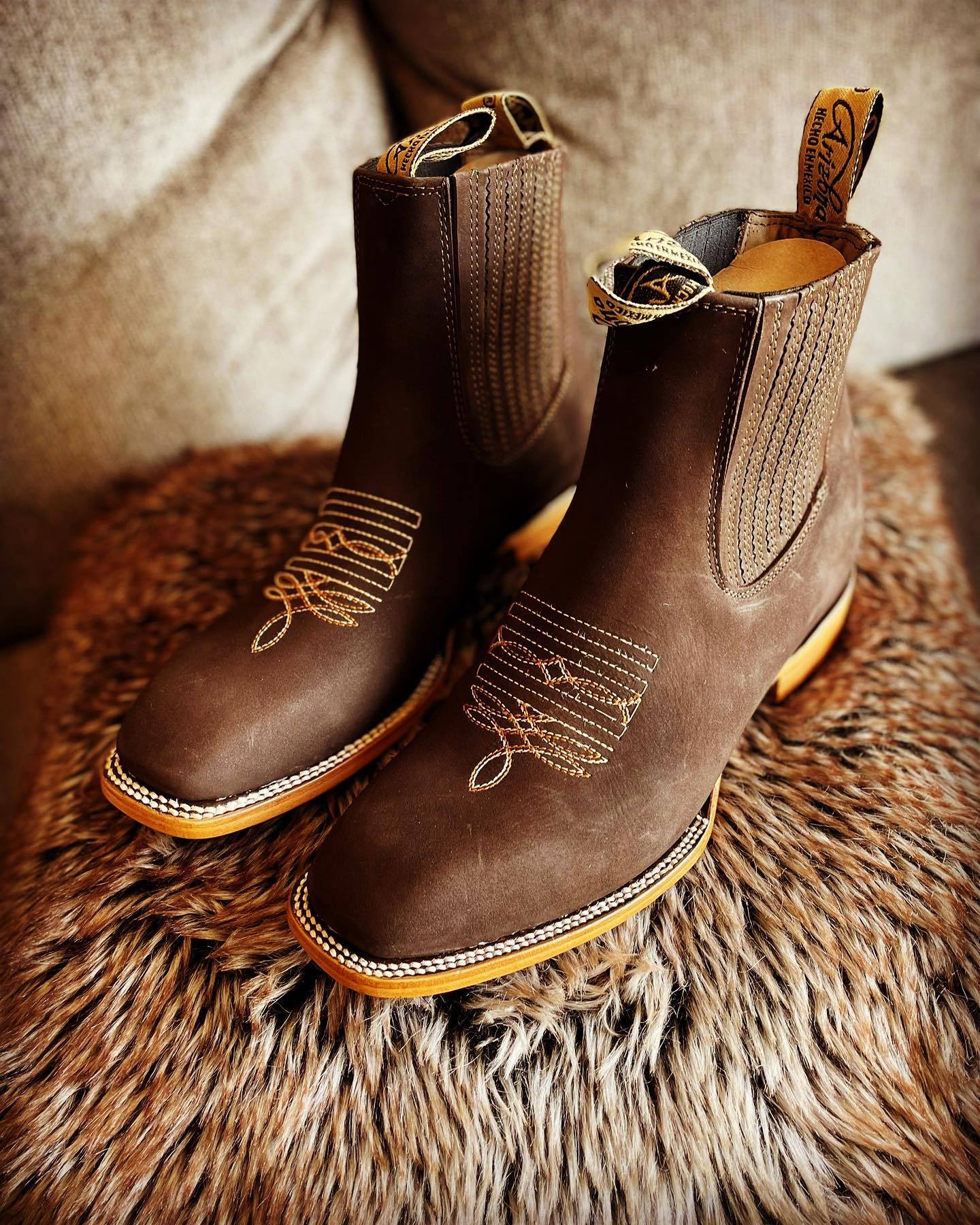 Men's Embroidered Sleeve Chelsea Martin Boots