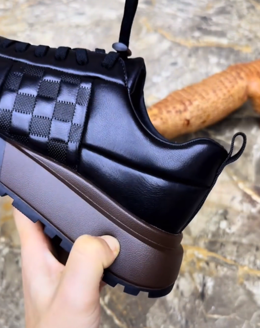 Leather Soft-soled Casual Dress Sneaker