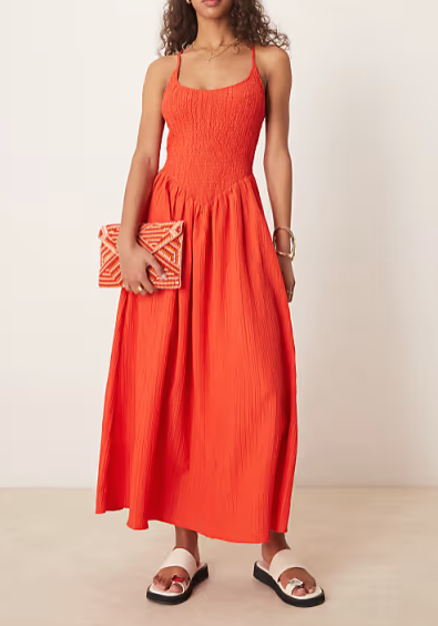 Scoop Neck Crinkle Maxi Dress