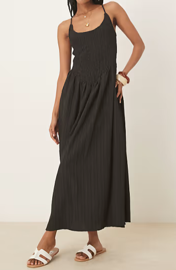 Scoop Neck Crinkle Maxi Dress