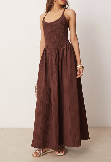 Scoop Neck Crinkle Maxi Dress