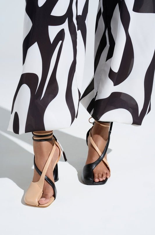 Tan & Black Wrap Up Chunky Pump