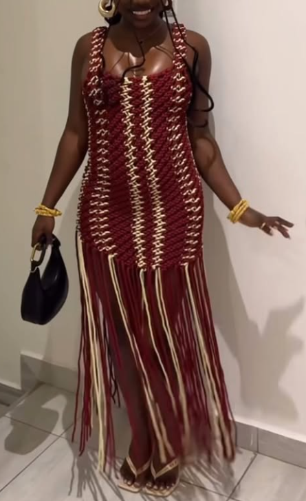 Hollow Knit Fringe Skirt