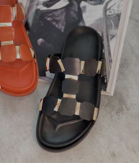 Women's Fashionable Thick-soled Sandals