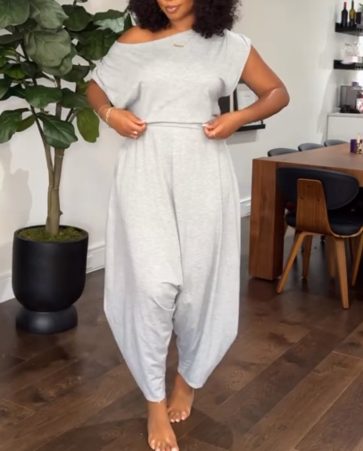 Hip Hop Women Set Off Shoulder T-Shirt Tops and Loose Haren Pants
