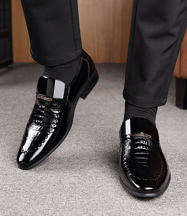 Men's Pointed Toe Crocodile Pattern Shiny Business Leather Shoes