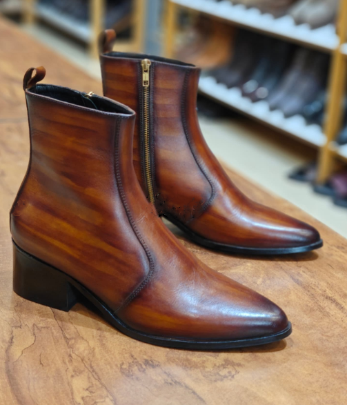 New Shade Pointed Leather Boots