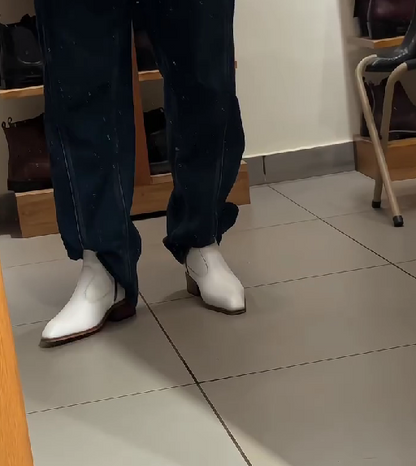 Italian Toe Leather Chain Boots