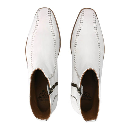 Exquisite Handcrafted White Leather Boots with Intricate Stitching
