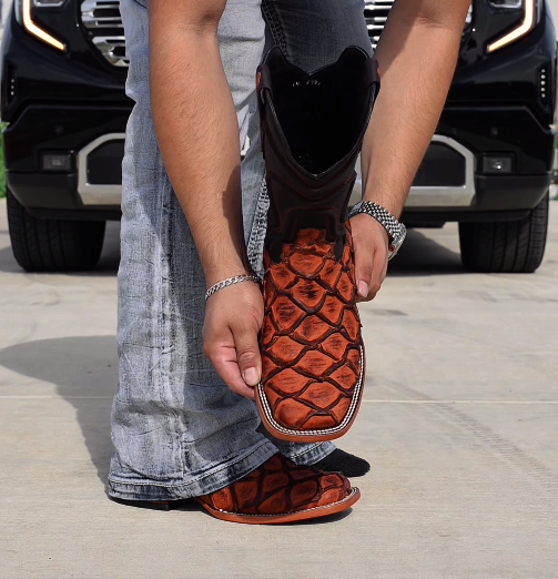 Men's Crocodile Print Western Boots