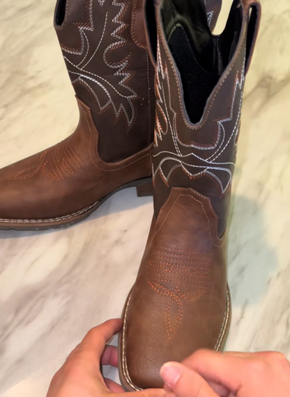 Men's High-top Embroidered Retro Wide-toe Western Cowboy Boots