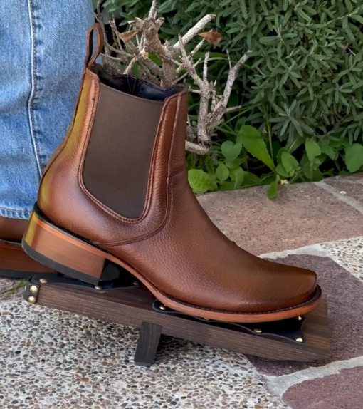 Men's British Style Pointed Toe Chunky Heel Ankle Boots