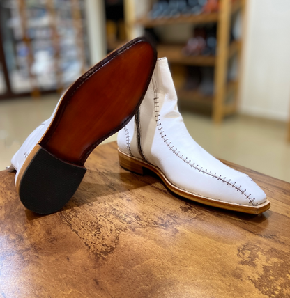 Exquisite Handcrafted White Leather Boots with Intricate Stitching