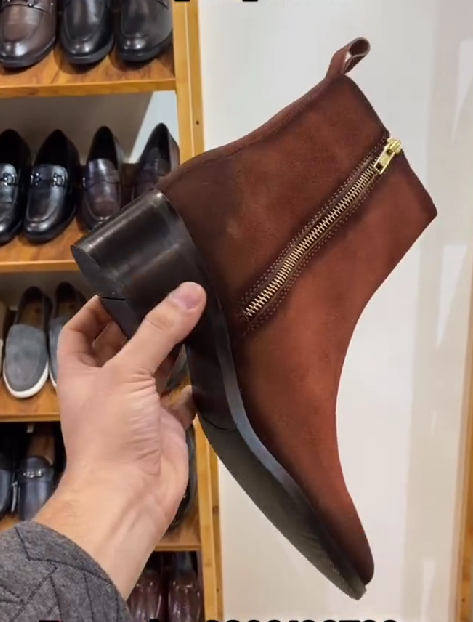 Men's Suede Chelsea Boots