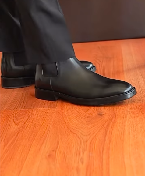 Men's All-black Slip-on Chelsea Boots