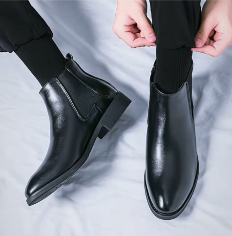Men's All-black Slip-on Chelsea Boots
