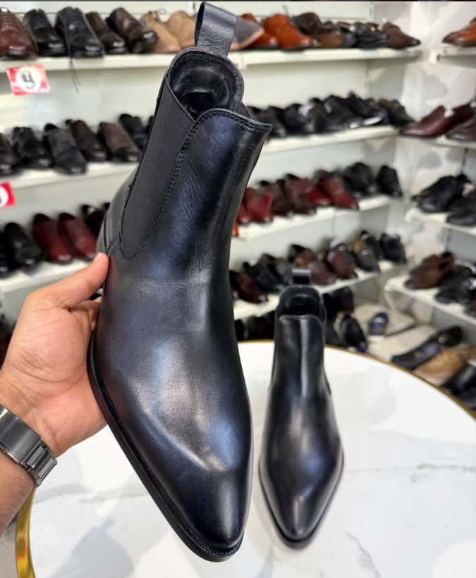 Men's Stylish Classic Pointed Toe Chelsea Boots