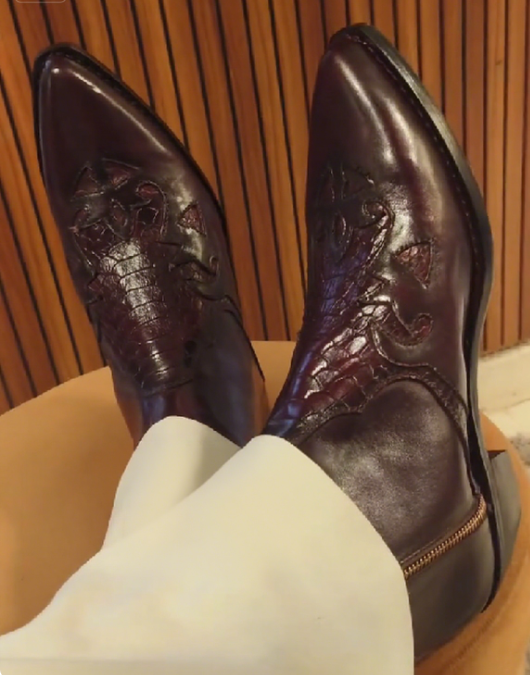 Men's Brown Embroidered Pointed Toe Chelsea Boots