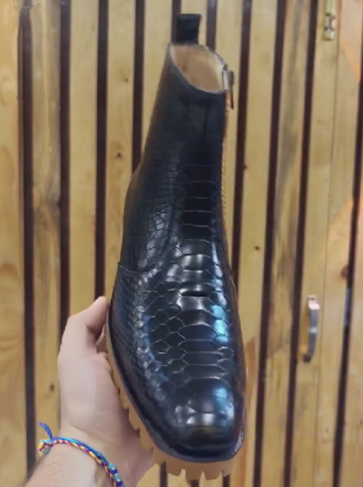 Men's Anti-slip Thick Chunk Snake Leather Boots